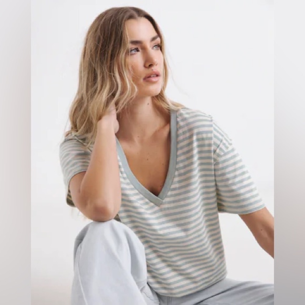 Universal Standard Striped V Rex Tee in Bone White Leutian Sz 4XS US XS